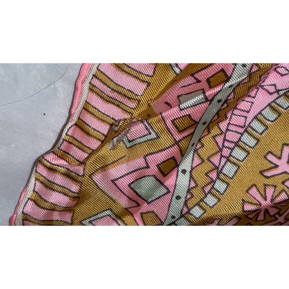 Vintage VERA Neumann Hand Rolled Silk Scarf ~ Abstract  ~ 31" x 31" - Picture 5 of 8